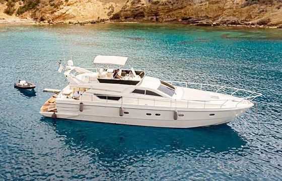 Ferretti 165