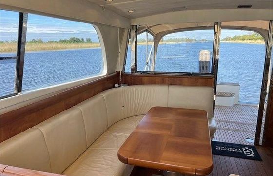 Solare 46 Lobster