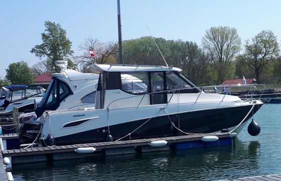 Quicksilver Activ 855 Cruiser