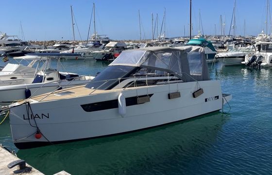 NUVA Yachts M9