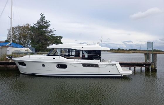 Swift Trawler 41 Sedan