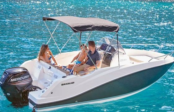 Quicksilver Activ 555 Open med 100 hk Me