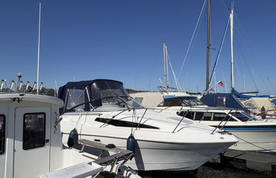 Bayliner 2355