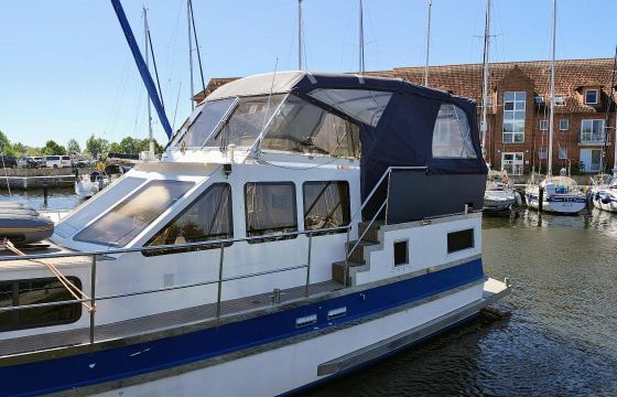 Broom 37
