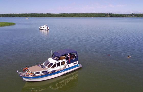 Broom 37