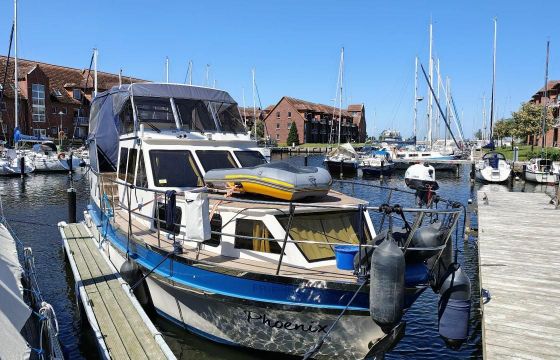 Broom 37