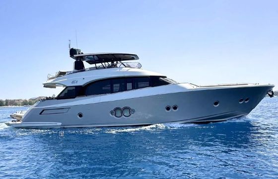 Monte Carlo Yachts MCY76