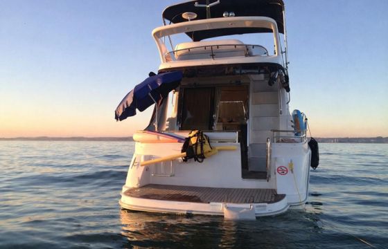 Galeon 330