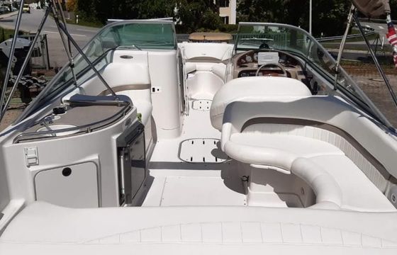 Four Winns Horizon 28 Bowrider