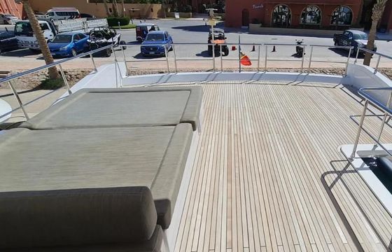 Azimut 80
