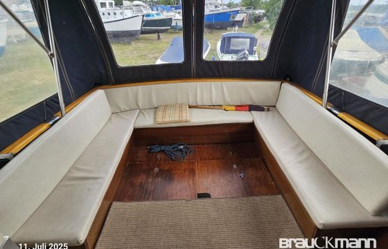 Coronet 27