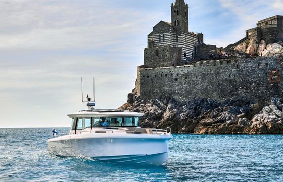 Axopar 45 Cross Cabin