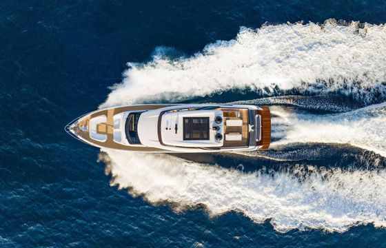 Ferretti 860