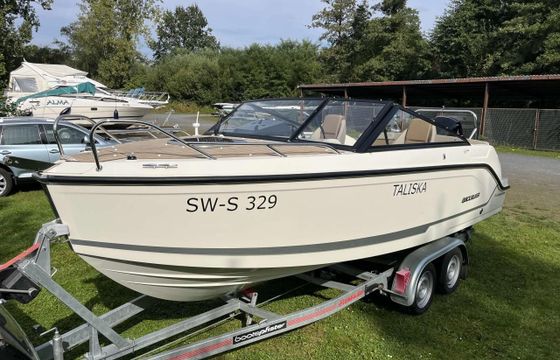 Quicksilver Active Cruiser 605