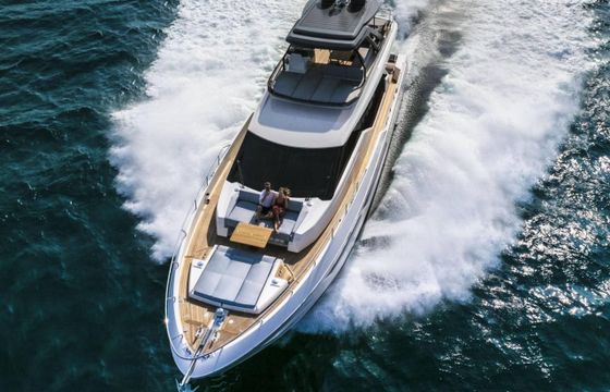 Ferretti 720
