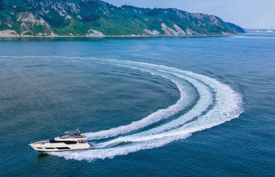 Ferretti 720