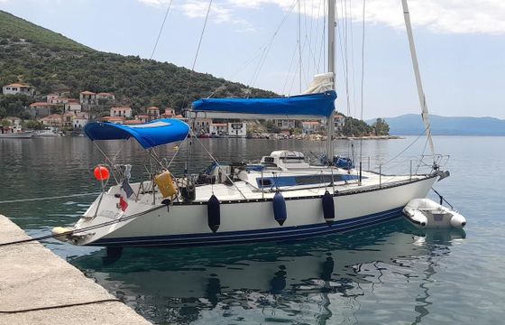 X-Yachts X 372