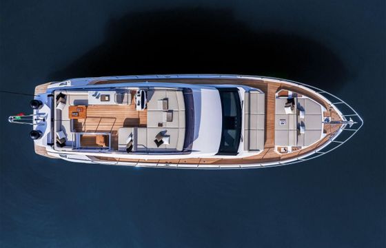 Ferretti 580