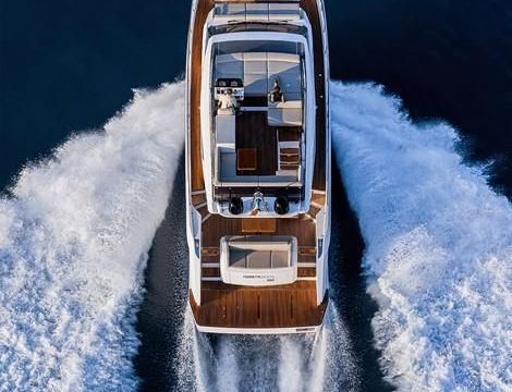 Ferretti 580