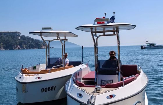 Bey Yacht B18