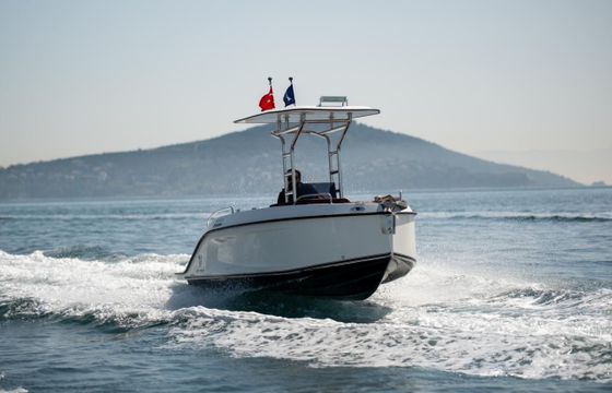 Bey Yacht B18