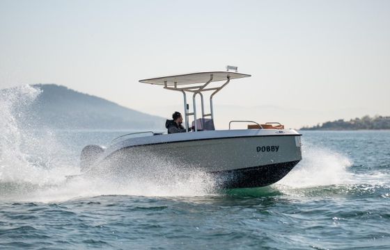 Bey Yacht B18