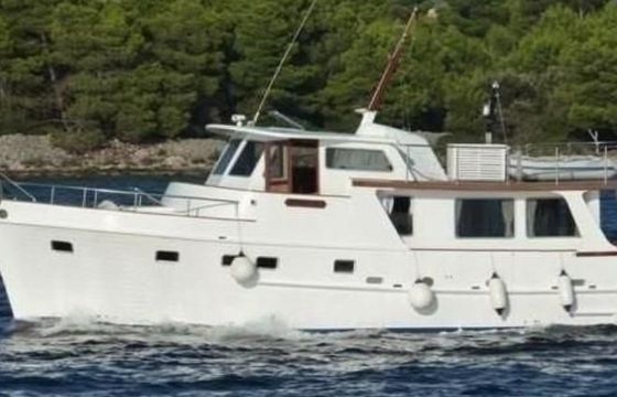 Grand Banks Alaskan 46 Trawler