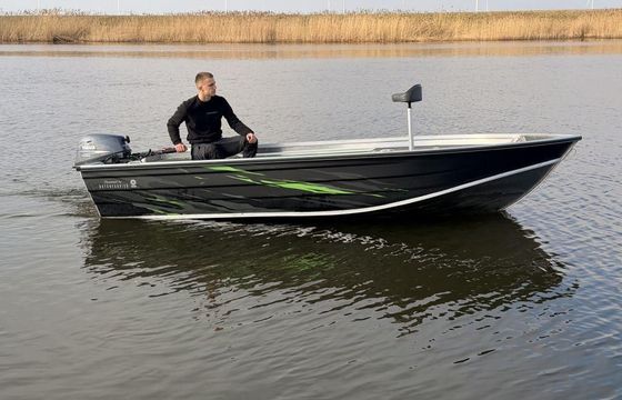 Kerman M428 visboot
