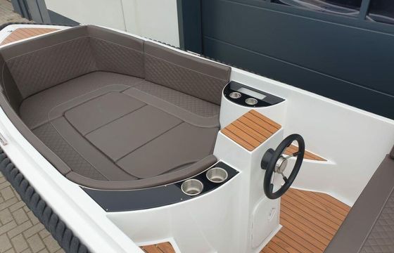 Amigo 485 S
