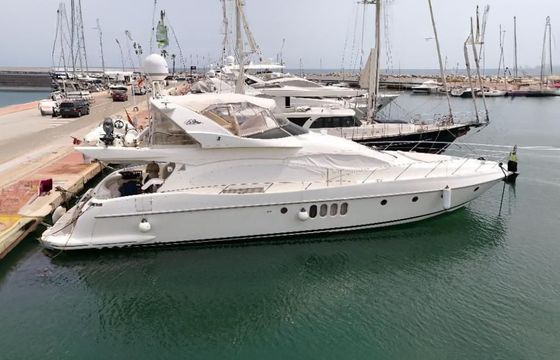 Azimut 68 Plus