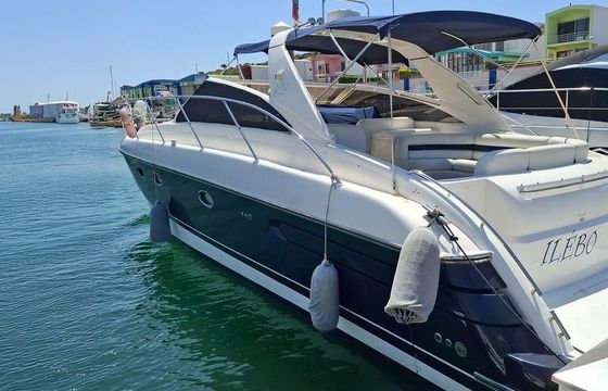 Princess Yachts International V42