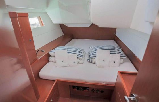 Beneteau Oceanis 48
