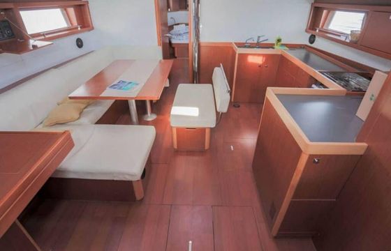Beneteau Oceanis 48