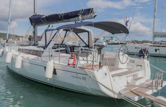 Beneteau Oceanis 48
