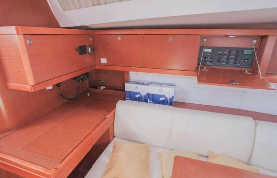 Beneteau Oceanis 48