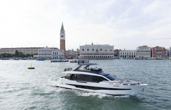 Astondoa AS8