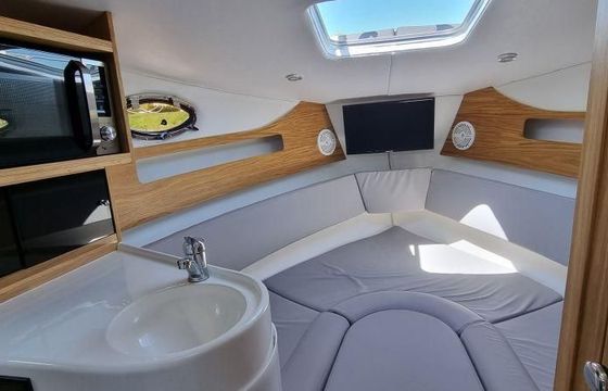 Coral 750 Sport Cruiser