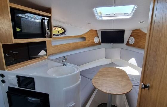 Coral 750 Sport Cruiser