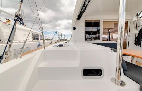 Lagoon 40