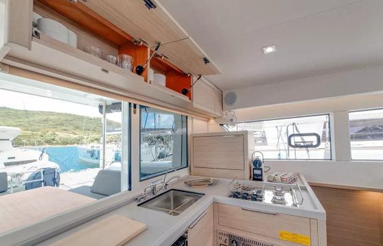 Lagoon 40