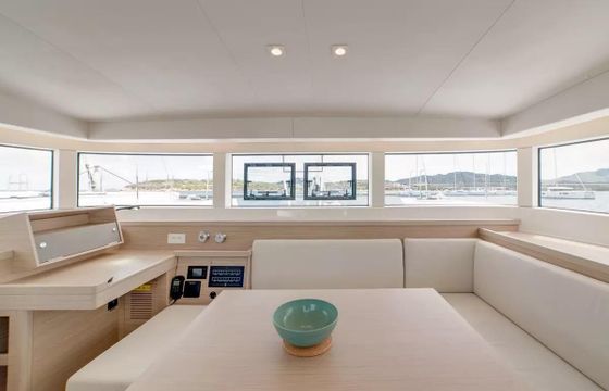 Lagoon 40