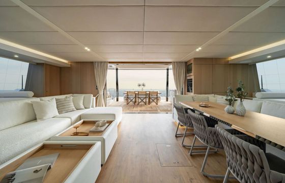 Catamaran Sunreef 70 21.64m
