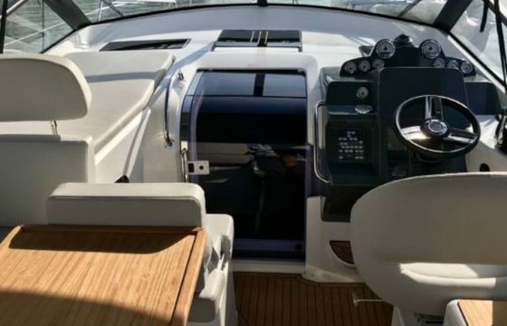 Motorboat Bavaria S36 Open 600hp