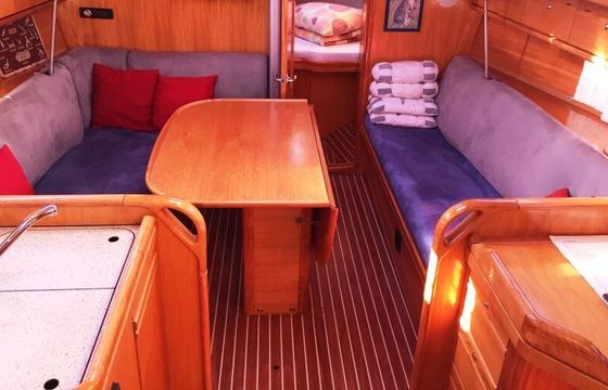 Sailboat Bavaria Bavaria 34 Cruiser 10.8m