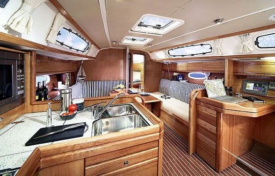 Sailboat Bavaria Bavaria 34 Cruiser 10.8m