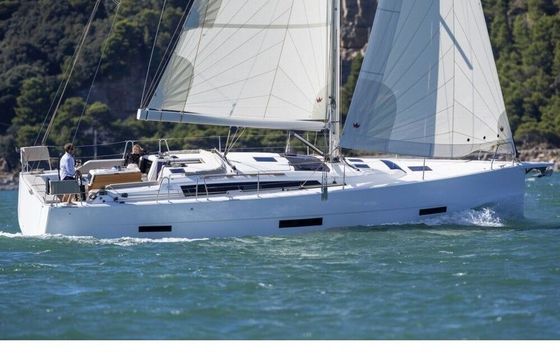Sailboat Dufour Dufour 430 Grand Large 12.5m