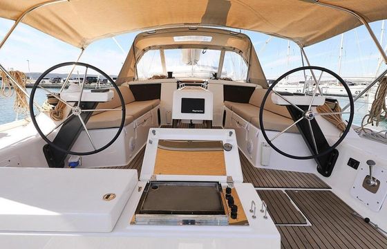 Sailboat Dufour Dufour 430 Grand Large 12.5m