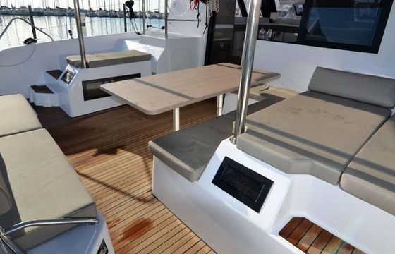 Catamaran Aventura 34 9.98m