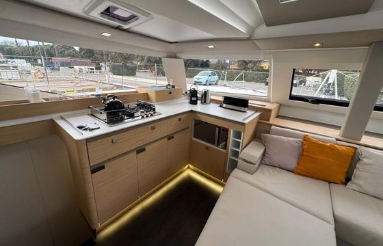 Catamaran Elba 45 S 13m