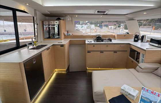 Catamaran Elba 45 S 13m